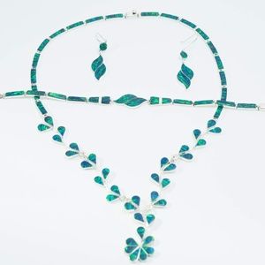Sterling solver set with green opal